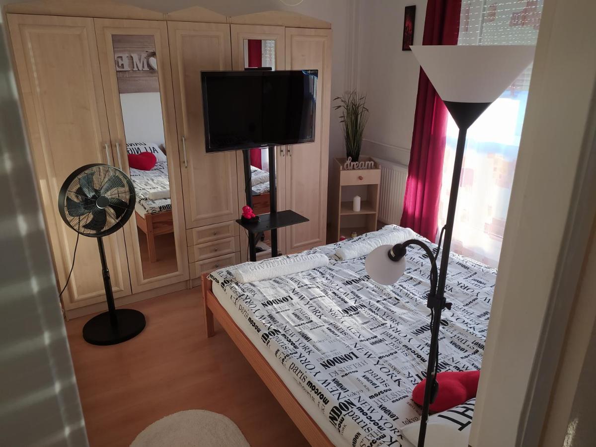 Ferienwohnung Krenusz Vendeghaz. Kaposvár Exterior foto