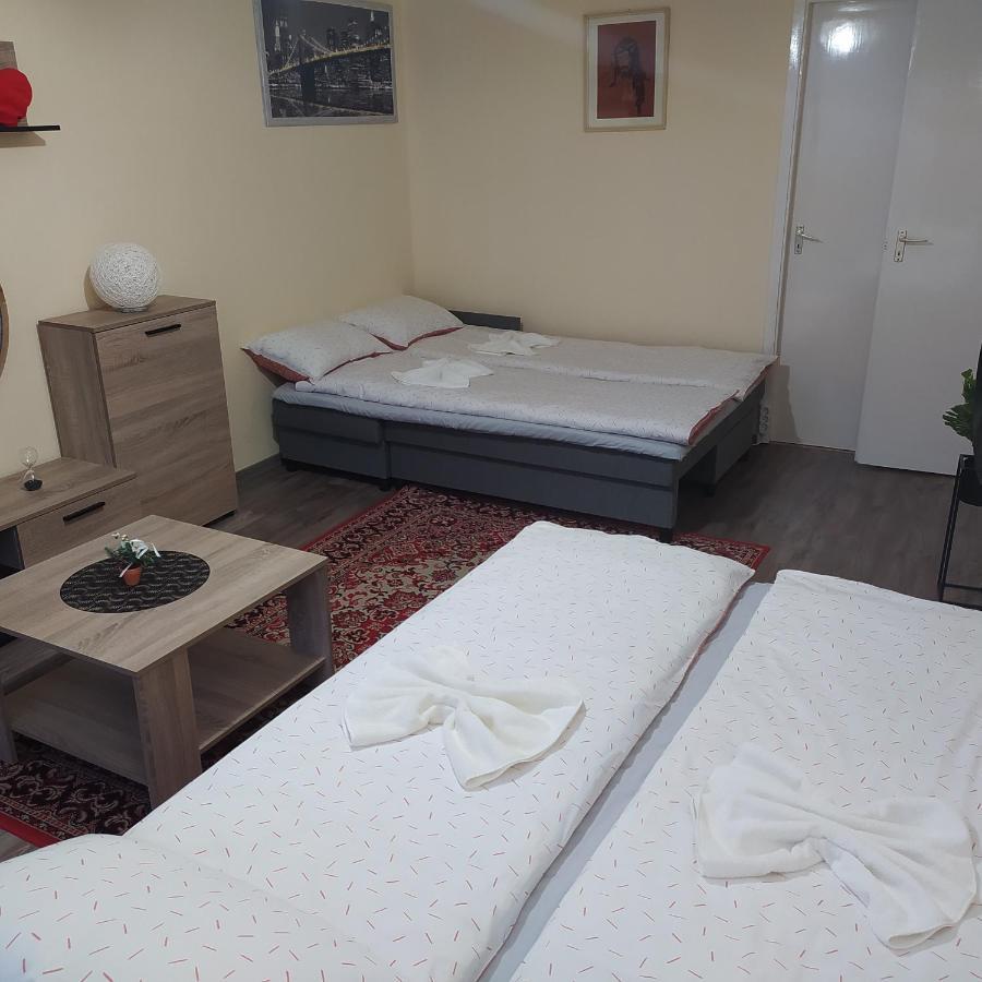 Ferienwohnung Krenusz Vendeghaz. Kaposvár Exterior foto
